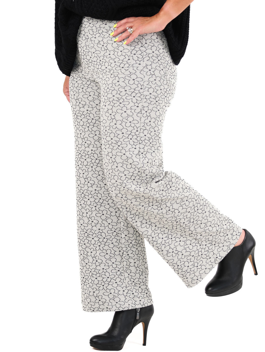 Cropped Floral Print Wide Leg Pants